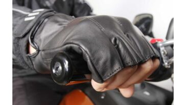 Motodry Fingerless Gloves product styled